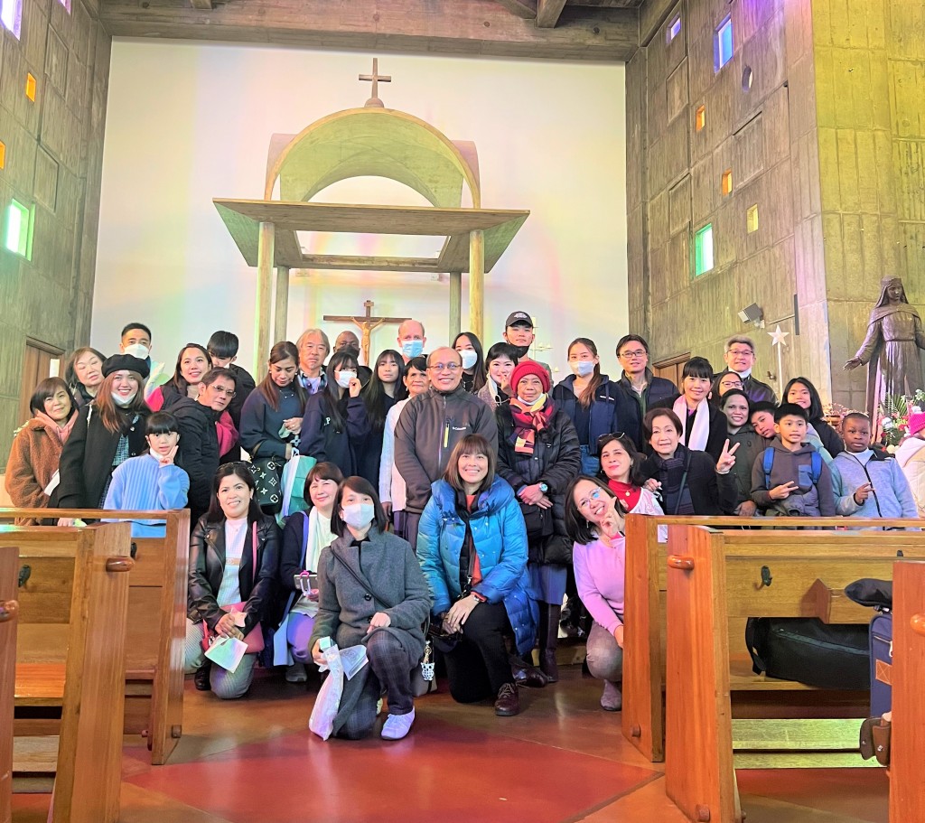 New Year's picture, 2023 (English Mass Community)